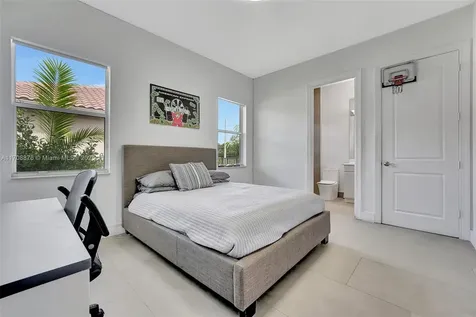 19086 Park Ridge Street Weston FL 33332