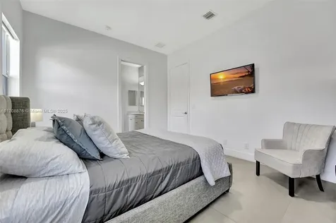 19086 Park Ridge Street Weston FL 33332
