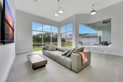 19086 Park Ridge Street Weston FL 33332