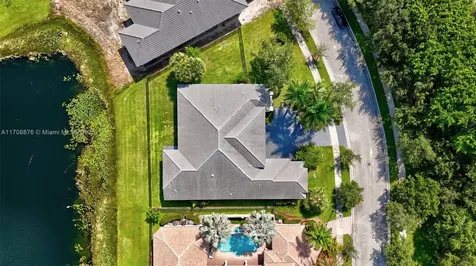 19086 Park Ridge Street Weston FL 33332