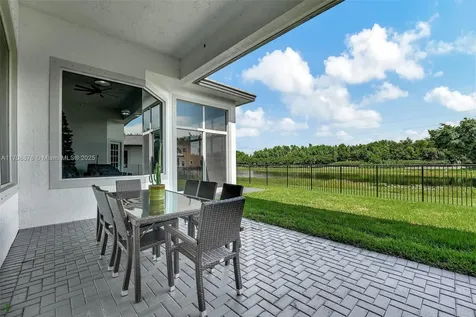 19086 Park Ridge Street Weston FL 33332