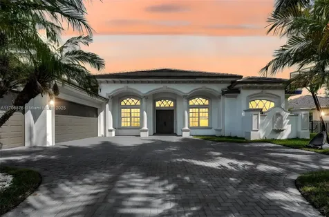19086 Park Ridge Street Weston FL 33332