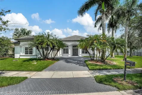 19086 Park Ridge Street Weston FL 33332