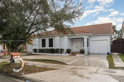 8964 NW 146th Terrace Miami Lakes FL 33018