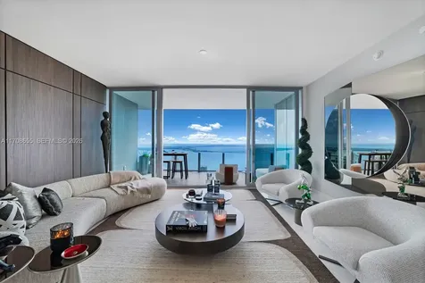 300 Biscayne Boulevard Way Miami FL 33131