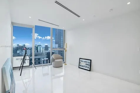 300 Biscayne Boulevard Way Miami FL 33131