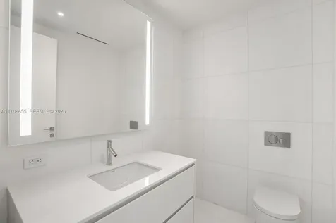 300 Biscayne Boulevard Way Miami FL 33131