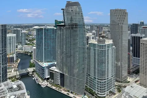 300 Biscayne Boulevard Way Miami FL 33131