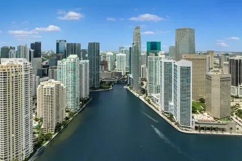 300 Biscayne Boulevard Way Miami FL 33131