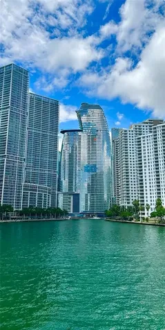 300 Biscayne Boulevard Way Miami FL 33131
