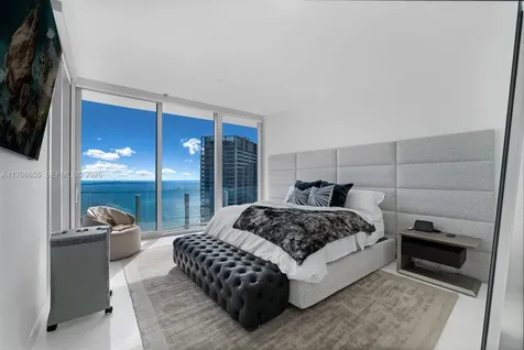 300 Biscayne Boulevard Way Miami FL 33131