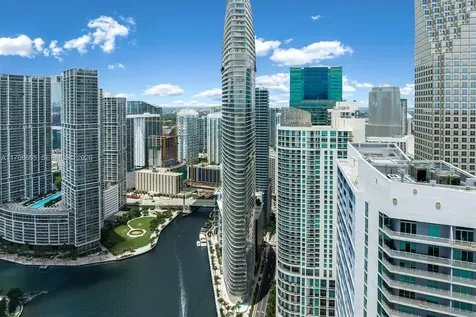 300 Biscayne Boulevard Way Miami FL 33131