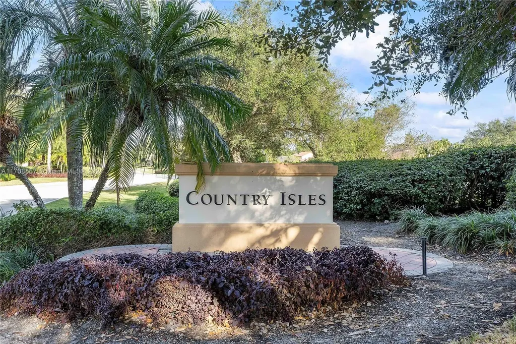 2207 Charleston Weston FL 33326