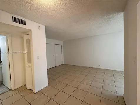 16919 N Bay Road Sunny Isles Beach FL 33160