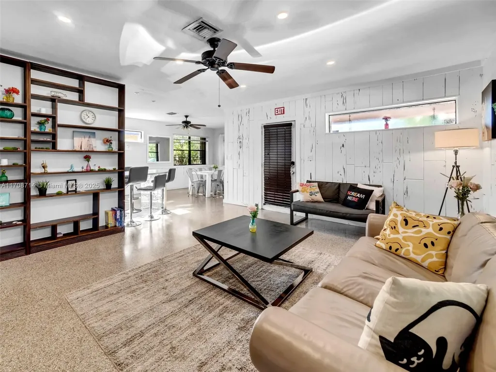 1507 Garfield Street Hollywood FL 33020