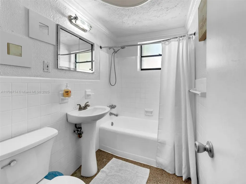 1507 Garfield Street Hollywood FL 33020