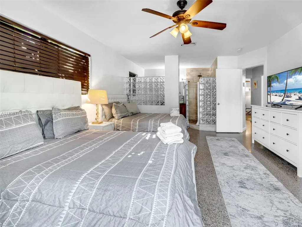 1507 Garfield Street Hollywood FL 33020