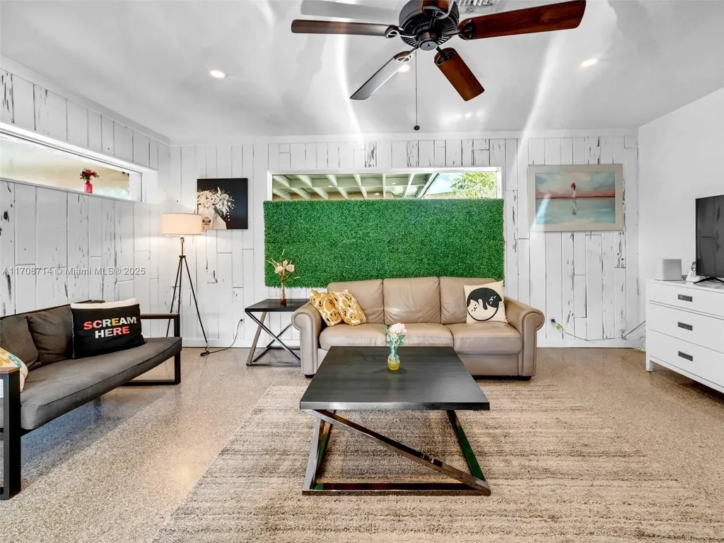 1507 Garfield Street Hollywood FL 33020