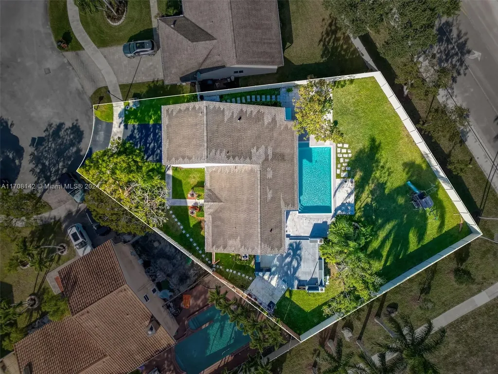 960 Cumberland Terrace Davie FL 33325