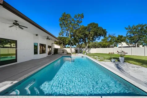 960 Cumberland Terrace Davie FL 33325