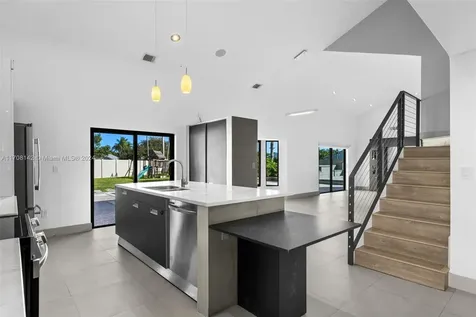 960 Cumberland Terrace Davie FL 33325