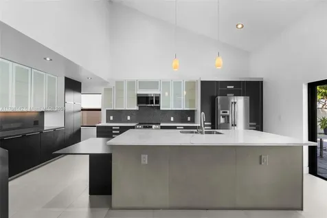 960 Cumberland Terrace Davie FL 33325