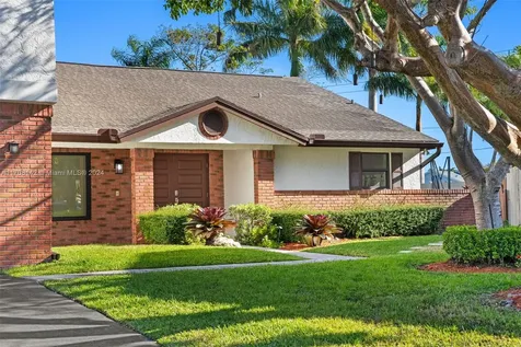 960 Cumberland Terrace Davie FL 33325