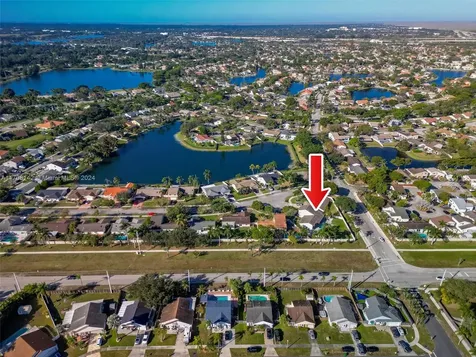 960 Cumberland Terrace Davie FL 33325