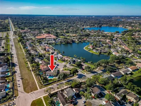 960 Cumberland Terrace Davie FL 33325