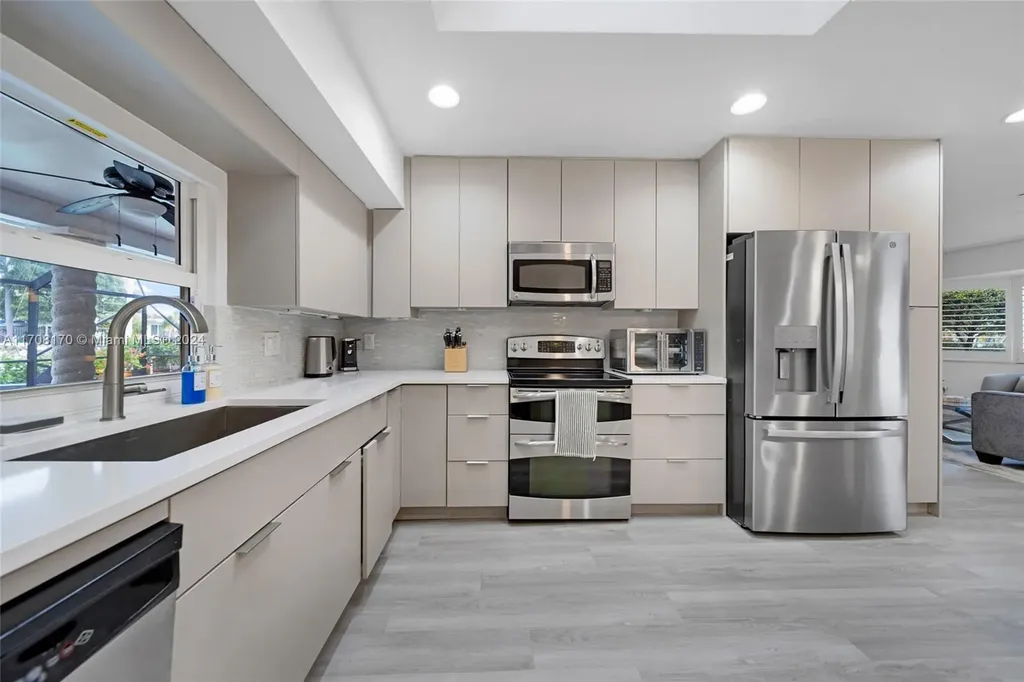 2031 SW 22nd Avenue Fort Lauderdale FL 33312