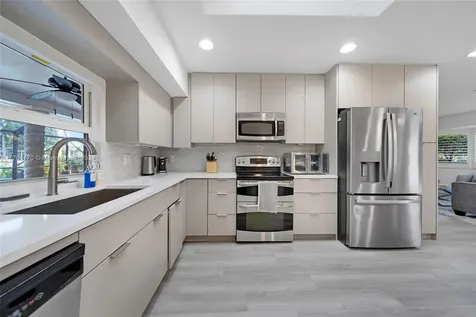 2031 SW 22nd Avenue Fort Lauderdale FL 33312