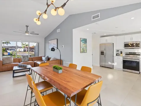8660 Johnson Street Pembroke Pines FL 33024