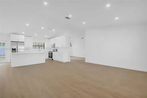 16916 SW 111th Court Miami FL 33157