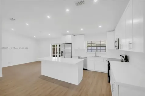 16916 SW 111th Court Miami FL 33157