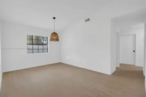 16916 SW 111th Court Miami FL 33157
