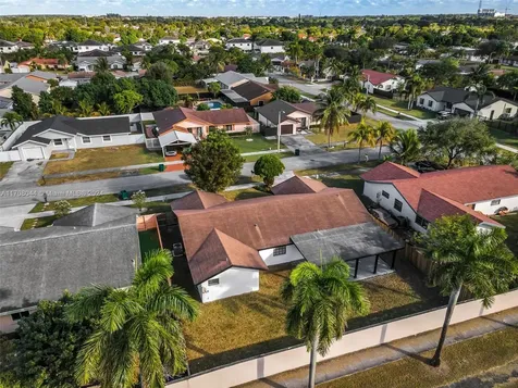 16916 SW 111th Court Miami FL 33157