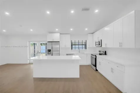 16916 SW 111th Court Miami FL 33157