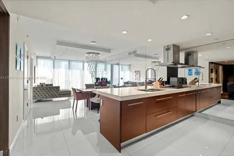 495 Brickell Avenue Miami FL 33131