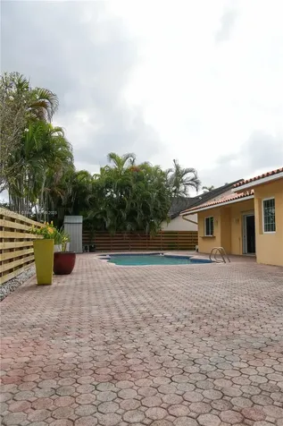 10443 SW 129th Place Miami FL 33186