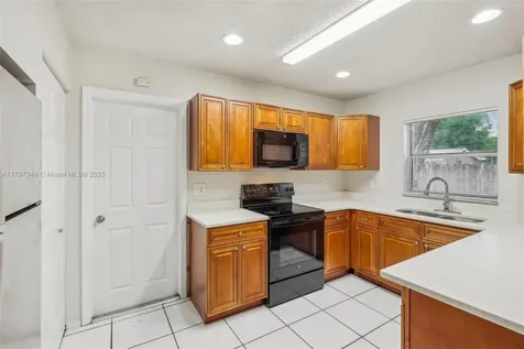 8101 NW 44th Court Lauderhill FL 33351