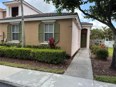 2274 NE 42nd Circle Homestead FL 33033