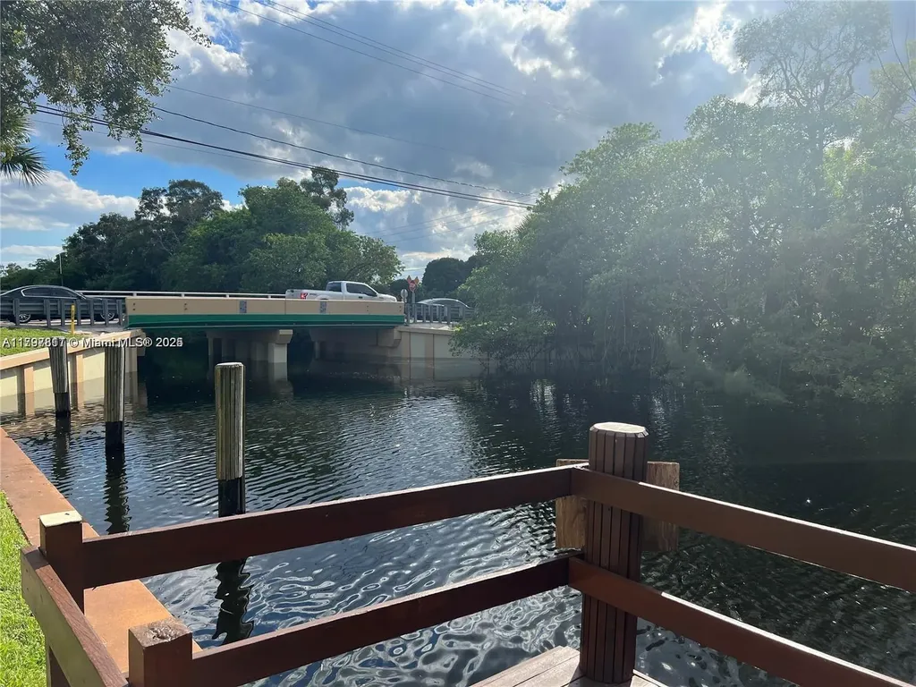 1407 NE 56th Street Fort Lauderdale FL 33334