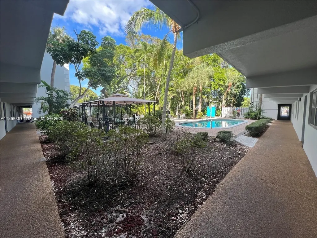 1407 NE 56th Street Fort Lauderdale FL 33334