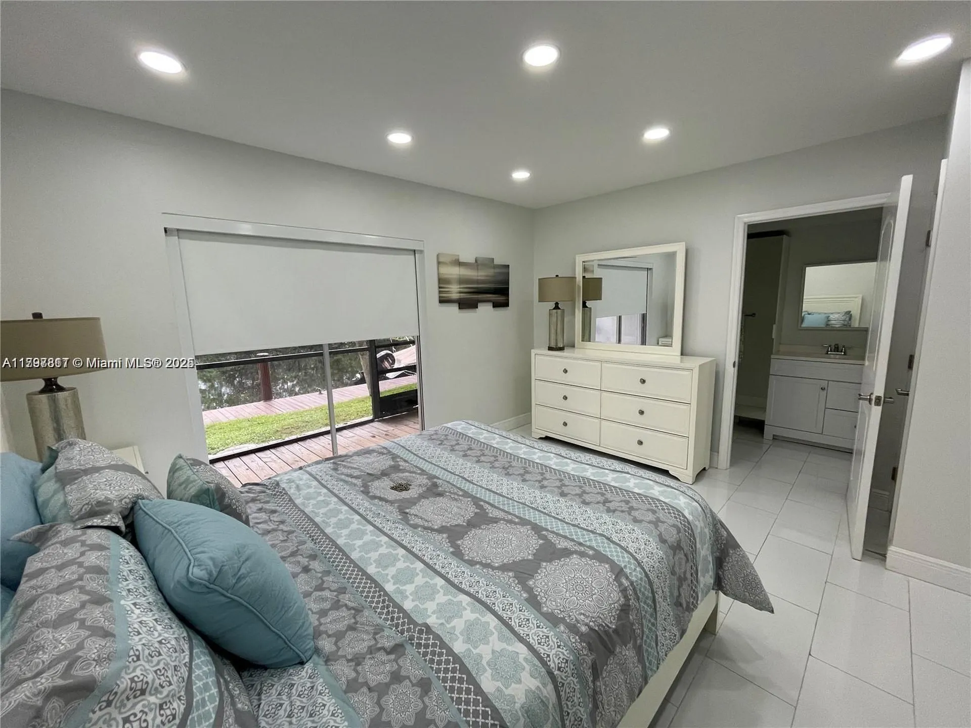 1407 NE 56th Street Fort Lauderdale FL 33334