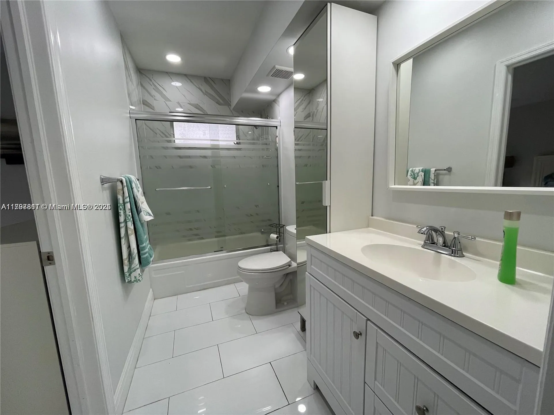 1407 NE 56th Street Fort Lauderdale FL 33334