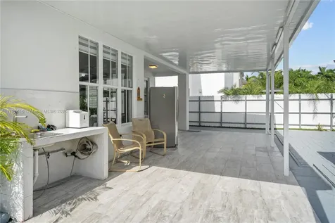 11053 SW 242nd Street Homestead FL 33032