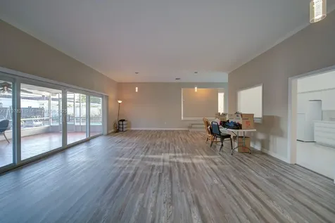 1825 SW 86th Avenue Miami FL 33155