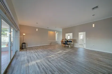 1825 SW 86th Avenue Miami FL 33155