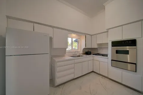 1825 SW 86th Avenue Miami FL 33155