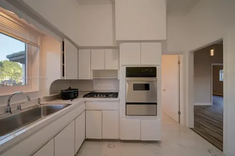 1825 SW 86th Avenue Miami FL 33155